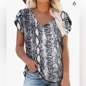 CATHY 2023 Womens Summer Tunic Short Sleeve Casual T-Shirt - V Neck Comfy Top
